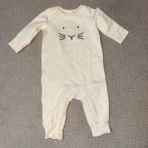 Hanna Anderson Organic Cotton bunny onesie 6-12 months